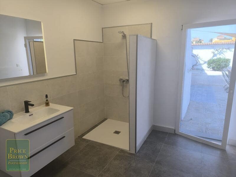 3 bedroom Villa for sale in Vera with pool - € 495,000 (Ref: 9153011)