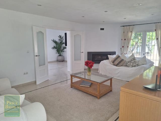 3 bedroom Villa for sale in Vera with pool - € 495,000 (Ref: 9153011)