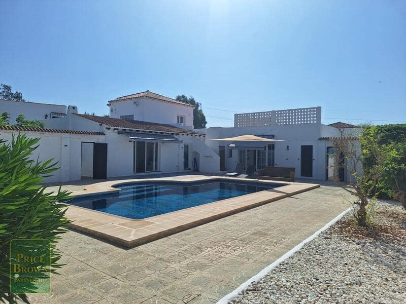 3 bedroom Villa for sale in Vera with pool - € 495,000 (Ref: 9153011)