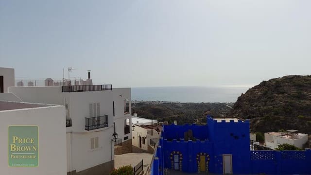 4 bedroom Apartment for sale in Mojácar with garage - € 190,000 (Ref: 9162940)