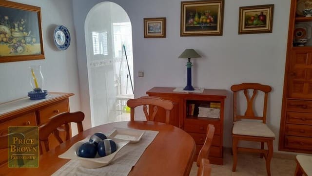 4 bedroom Apartment for sale in Mojácar with garage - € 190,000 (Ref: 9162940)
