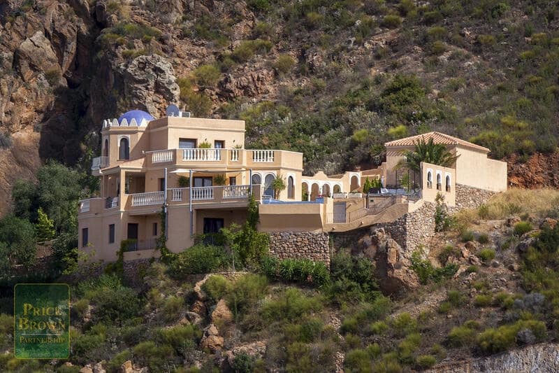 4 slaapkamer Villa te koop in Los Cabreras met zwembad - € 899.950 (Ref: 9201949)