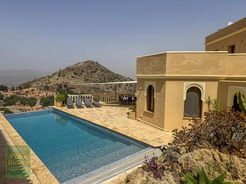 4 slaapkamer Villa te koop in Los Cabreras met zwembad - € 899.950 (Ref: 9201949)