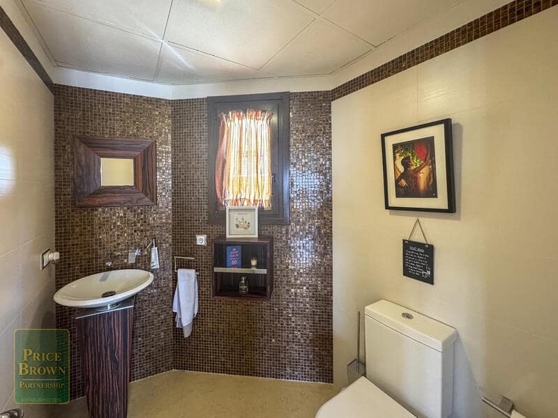 4 slaapkamer Villa te koop in Los Cabreras met zwembad - € 899.950 (Ref: 9201949)