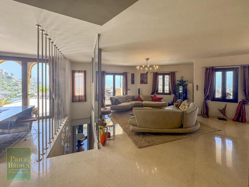 4 slaapkamer Villa te koop in Los Cabreras met zwembad - € 899.950 (Ref: 9201949)