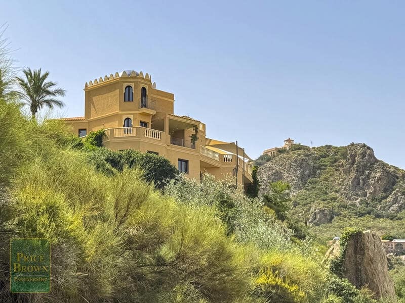 4 slaapkamer Villa te koop in Los Cabreras met zwembad - € 899.950 (Ref: 9201949)