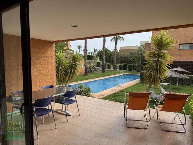 3 slaapkamer Appartement te koop in Valle del Este, Vera met zwembad - € 250.000 (Ref: 9263369)
