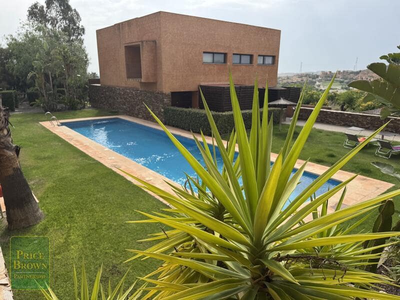 3 soverom Leilighet til salgs i Valle del Este med svømmebasseng - € 250 000 (Ref: 9263369)