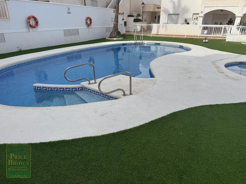 3 sovrum Lägenhet till salu i Mojacar med pool - 192 950 € (Ref: 9357608)