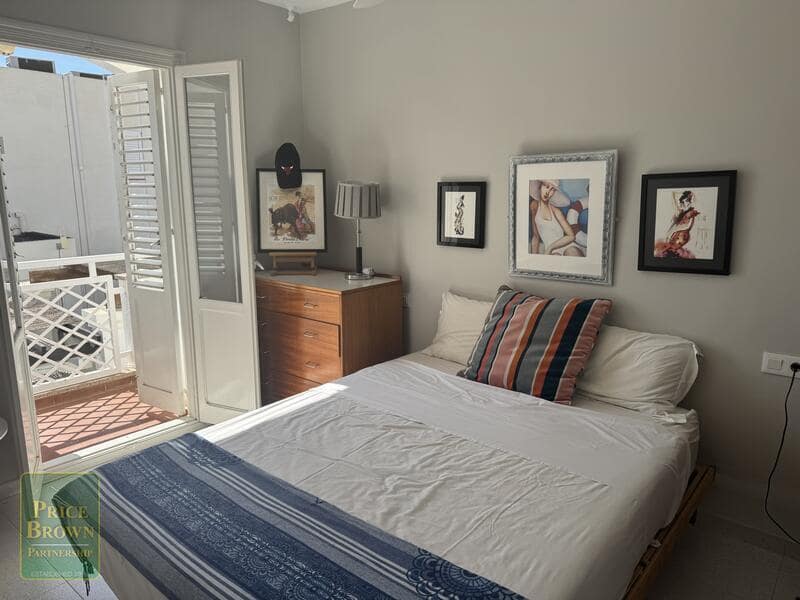 3 sypialnia Dom na sprzedaż w Mojacar z basenem - 360 000 € (Ref: 9362996)