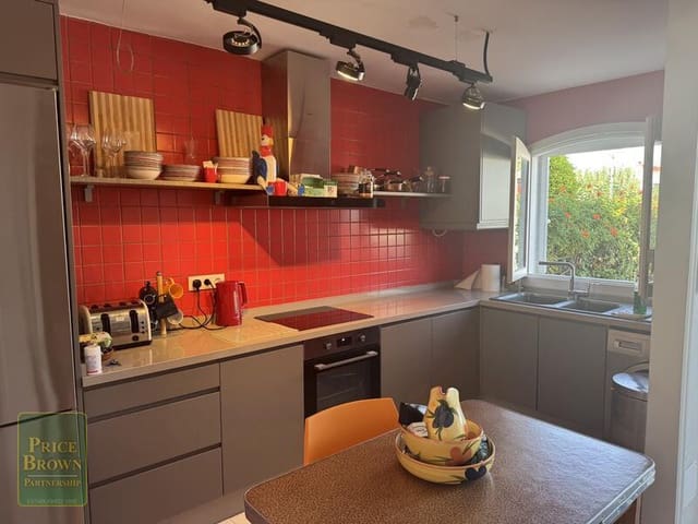 3 sypialnia Dom na sprzedaż w Mojácar z basenem - 360 000 € (Ref: 9362996)