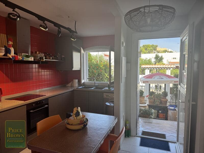3 sypialnia Dom na sprzedaż w Mojacar z basenem - 360 000 € (Ref: 9362996)