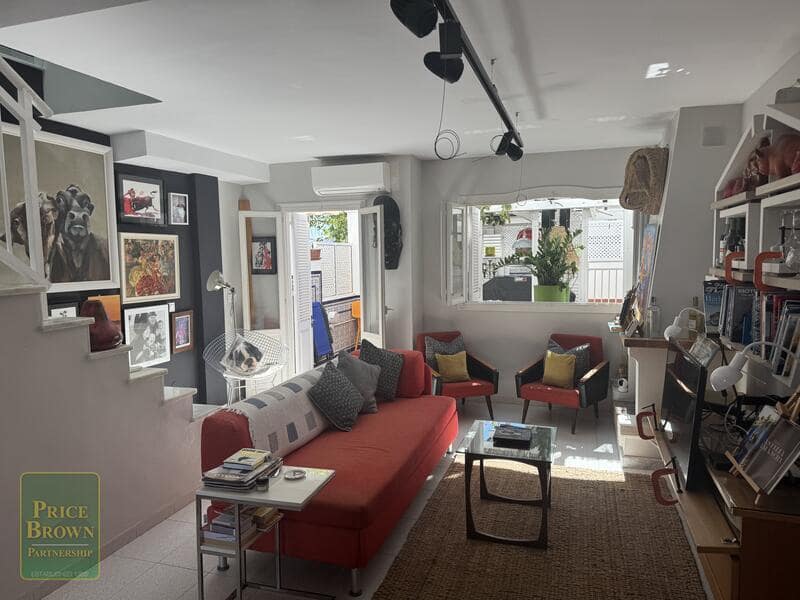 3 sypialnia Dom na sprzedaż w Mojacar z basenem - 360 000 € (Ref: 9362996)