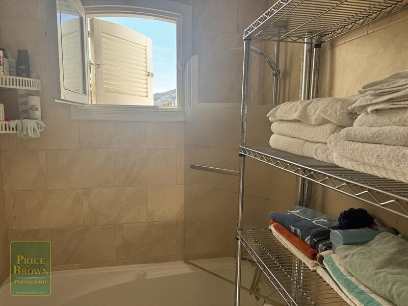 3 sypialnia Dom na sprzedaż w Mojacar z basenem - 360 000 € (Ref: 9362996)