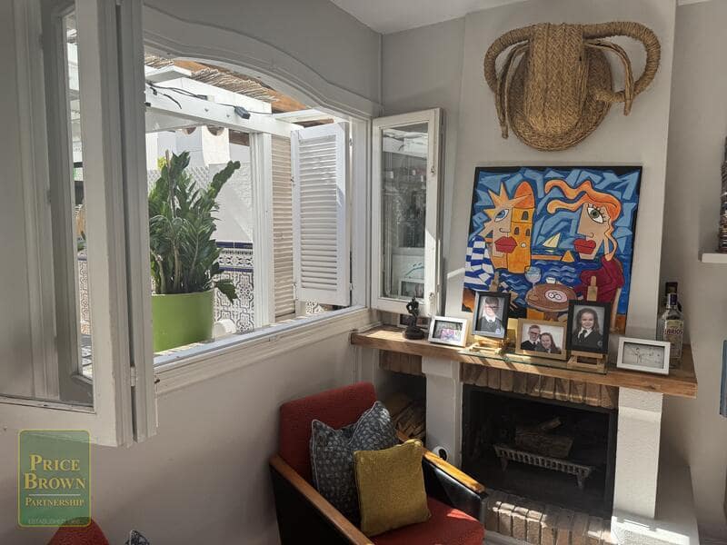 3 sypialnia Dom na sprzedaż w Mojacar z basenem - 360 000 € (Ref: 9362996)