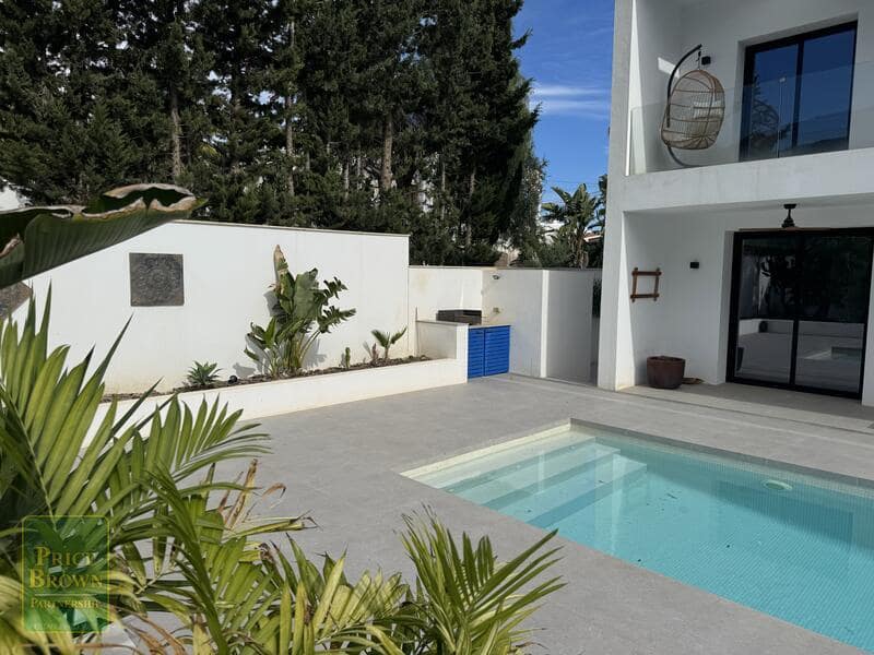 4 sypialnia Willa na sprzedaż w Mojacar z basenem garażem - 795 000 € (Ref: 9363187)