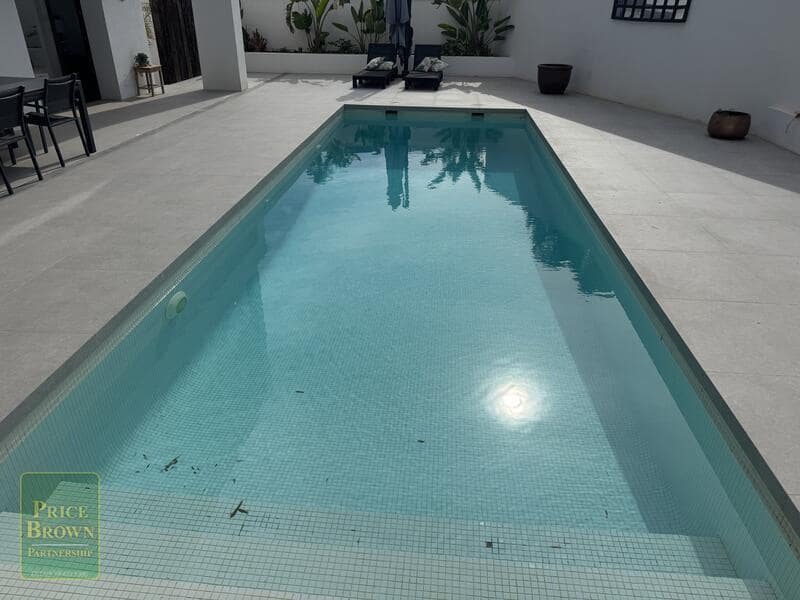 4 sypialnia Willa na sprzedaż w Mojacar z basenem garażem - 795 000 € (Ref: 9363187)