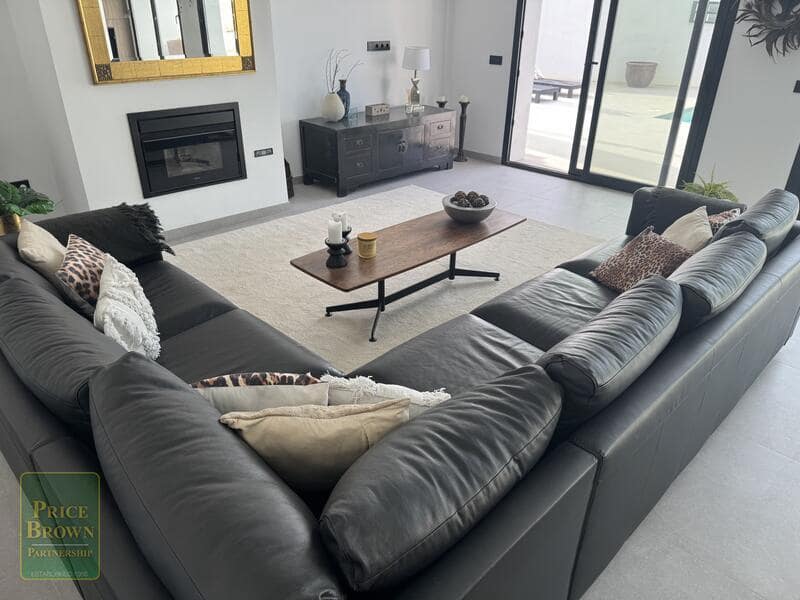 4 sypialnia Willa na sprzedaż w Mojacar z basenem garażem - 795 000 € (Ref: 9363187)