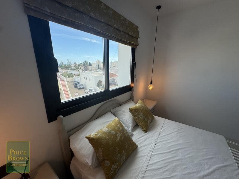 4 sypialnia Willa na sprzedaż w Mojacar z basenem garażem - 795 000 € (Ref: 9363187)