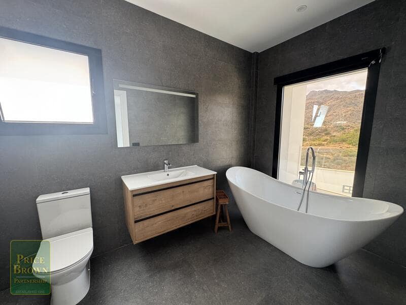 4 sypialnia Willa na sprzedaż w Mojacar z basenem garażem - 795 000 € (Ref: 9363187)