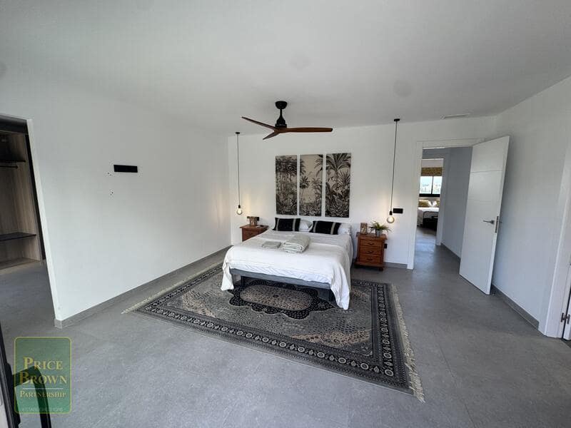 4 sypialnia Willa na sprzedaż w Mojacar z basenem garażem - 795 000 € (Ref: 9363187)