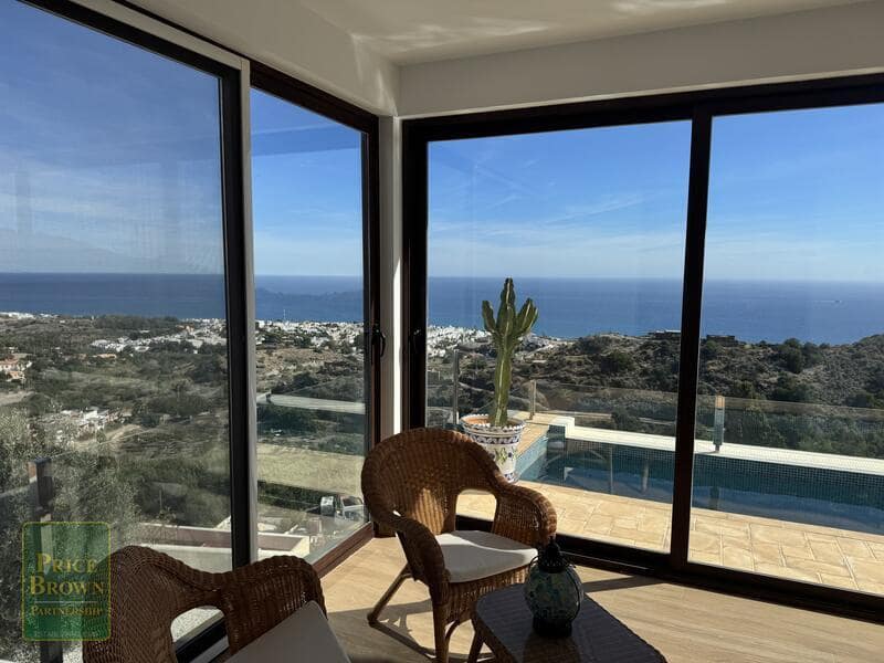 5 sypialnia Willa na sprzedaż w Mojacar z basenem - 1 250 000 € (Ref: 9386700)