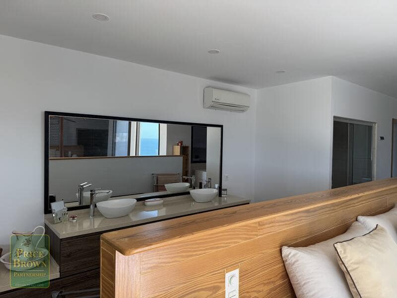 5 sypialnia Willa na sprzedaż w Mojacar z basenem - 1 250 000 € (Ref: 9386700)