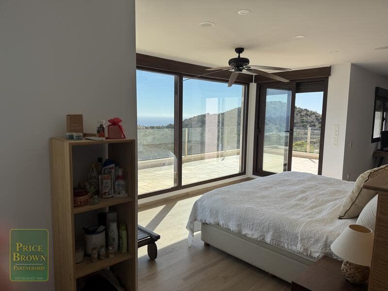 5 sypialnia Willa na sprzedaż w Mojacar z basenem - 1 250 000 € (Ref: 9386700)