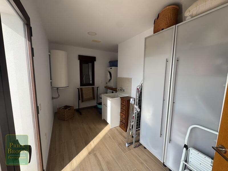 5 sypialnia Willa na sprzedaż w Mojacar z basenem - 1 250 000 € (Ref: 9386700)