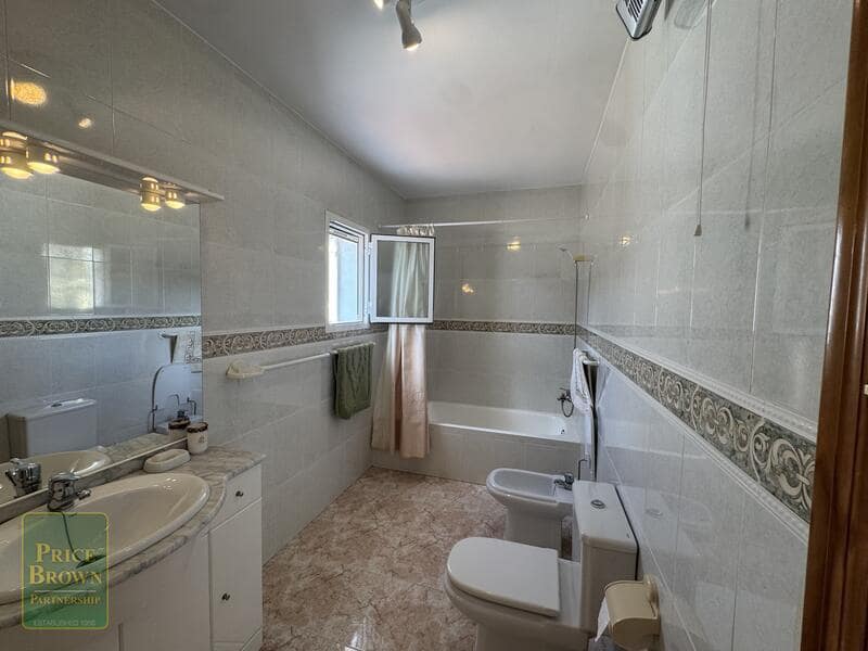 3 sypialnia Willa na sprzedaż w Mojacar z basenem - 360 000 € (Ref: 9401739)