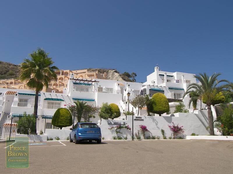 2 bedroom Apartment for sale in Mojacar with pool garage - € 199,000 (Ref: 9402508)