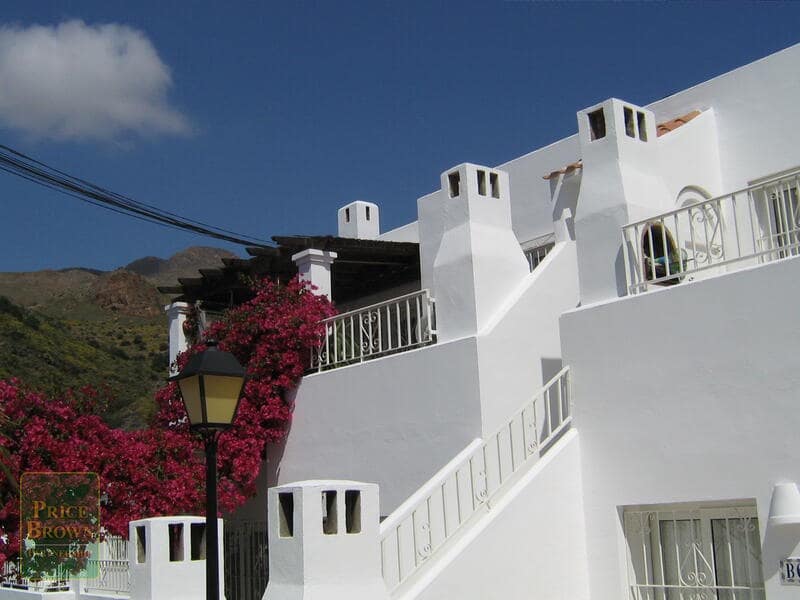 2 bedroom Apartment for sale in Mojacar with pool garage - € 199,000 (Ref: 9402508)
