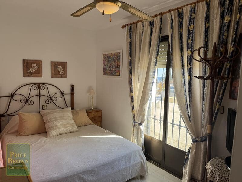 3 sypialnia Willa na sprzedaż w Mojacar z basenem garażem - 359 000 € (Ref: 9447254)