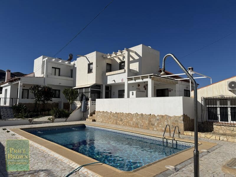 3 sypialnia Willa na sprzedaż w Mojacar z basenem garażem - 359 000 € (Ref: 9447254)
