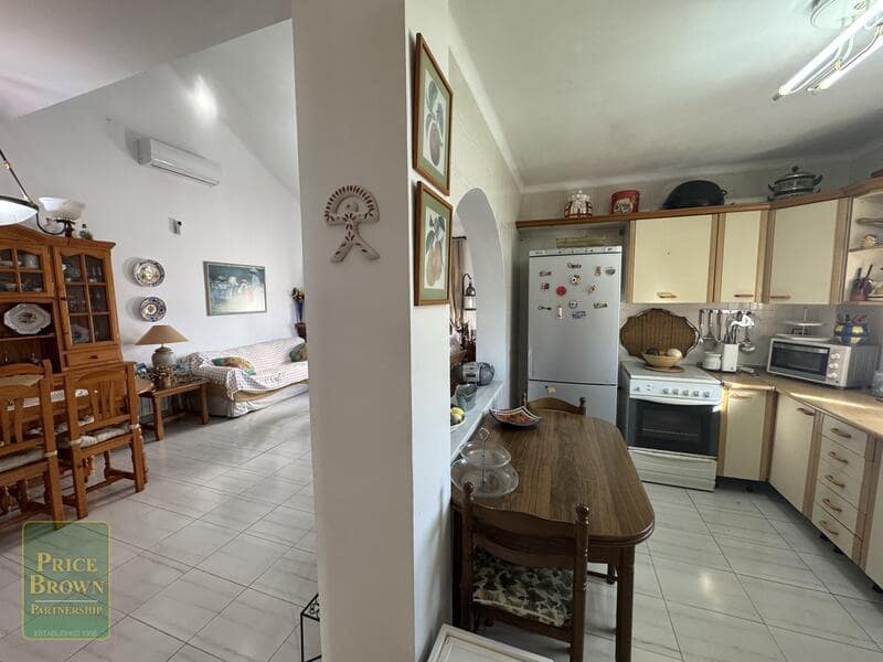 3 sypialnia Willa na sprzedaż w Mojacar z basenem garażem - 359 000 € (Ref: 9447254)