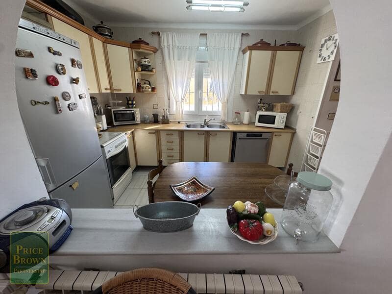 3 sypialnia Willa na sprzedaż w Mojacar z basenem garażem - 359 000 € (Ref: 9447254)