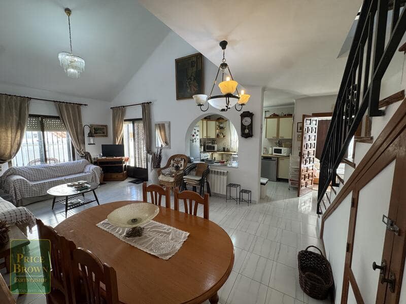 3 sypialnia Willa na sprzedaż w Mojacar z basenem garażem - 359 000 € (Ref: 9447254)