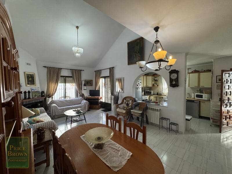 3 sypialnia Willa na sprzedaż w Mojacar z basenem garażem - 359 000 € (Ref: 9447254)