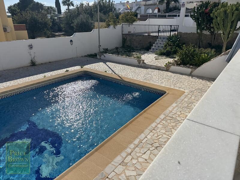 3 sypialnia Willa na sprzedaż w Mojacar z basenem garażem - 359 000 € (Ref: 9447254)