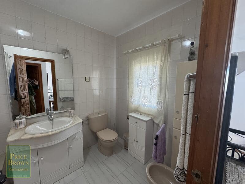 3 sypialnia Willa na sprzedaż w Mojacar z basenem garażem - 359 000 € (Ref: 9447254)