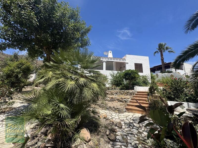 2 bedroom Villa for sale in Mojacar with garage - € 375,000 (Ref: 9510196)