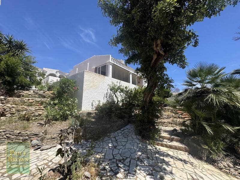 2 bedroom Villa for sale in Mojacar with garage - € 375,000 (Ref: 9510196)