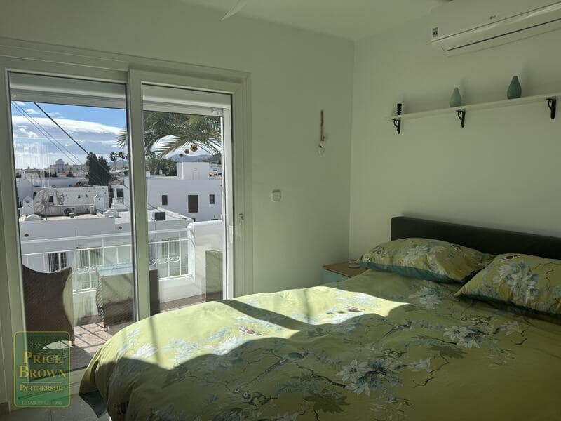 Casa de 2 habitaciones en Mojácar en venta con piscina garaje - 245.000 € (Ref: 9543901)