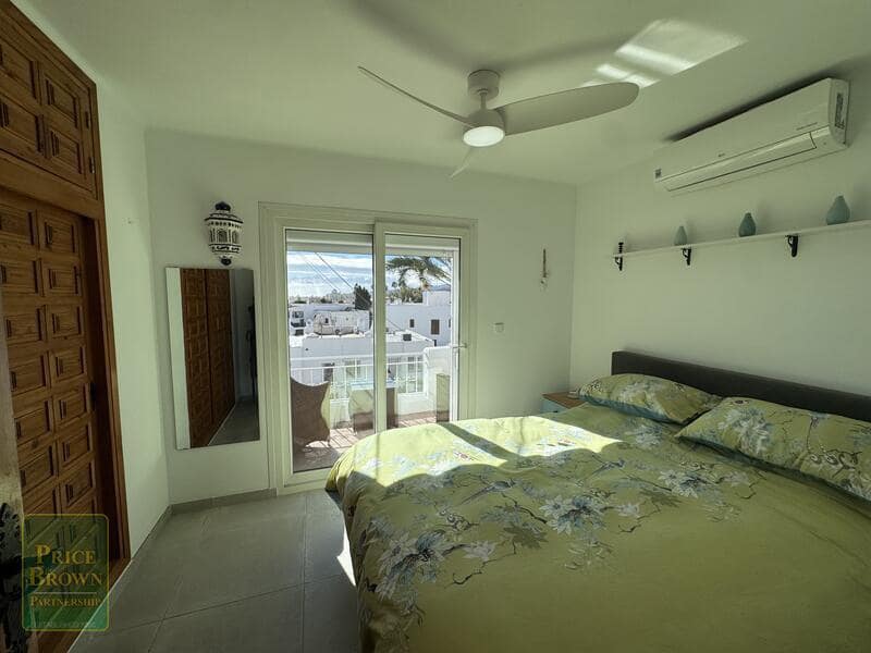 Casa de 2 habitaciones en Mojácar en venta con piscina garaje - 245.000 € (Ref: 9543901)