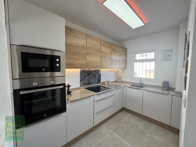 Casa de 2 habitaciones en Mojácar en venta con piscina garaje - 245.000 € (Ref: 9543901)