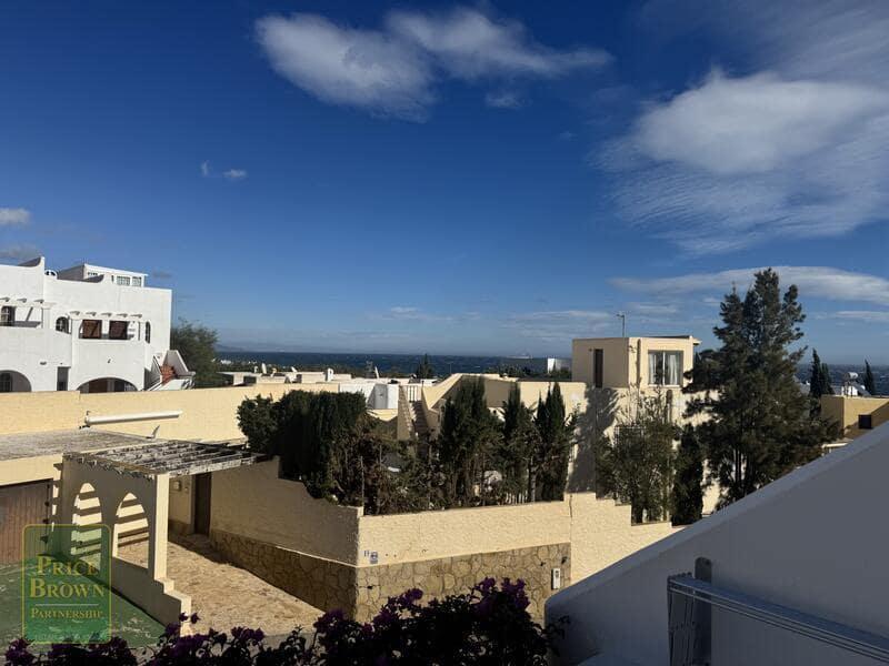 Casa de 2 habitaciones en Mojácar en venta con piscina garaje - 245.000 € (Ref: 9543901)