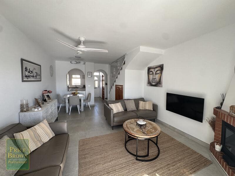 Casa de 2 habitaciones en Mojácar en venta con piscina garaje - 245.000 € (Ref: 9543901)