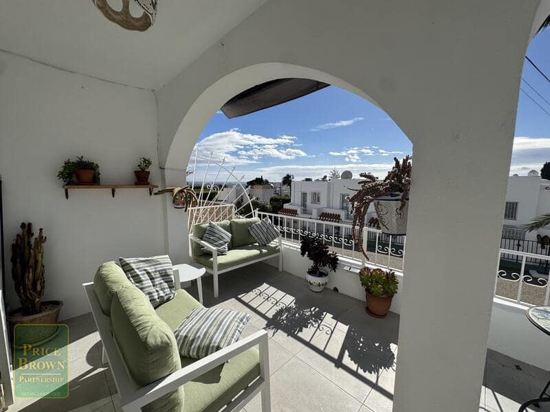 Casa de 2 habitaciones en Mojácar en venta con piscina garaje - 245.000 € (Ref: 9543901)