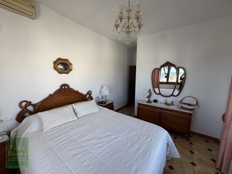 4 soveværelse Villa til salg i Mojacar med garage - € 450.000 (Ref: 9548922)