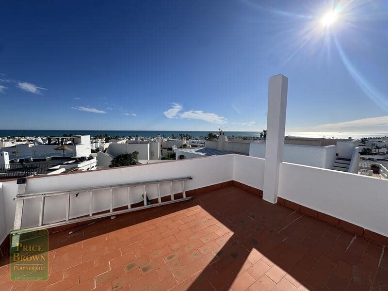 4 soveværelse Villa til salg i Mojacar med garage - € 450.000 (Ref: 9548922)